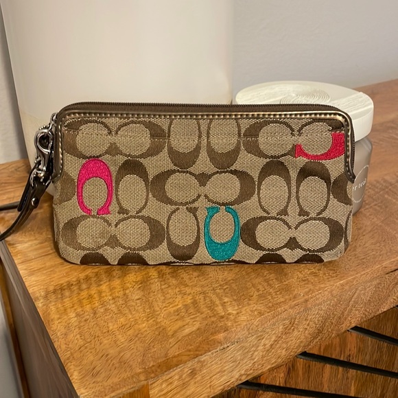 Coach Wristlet - Picture 2 of 5